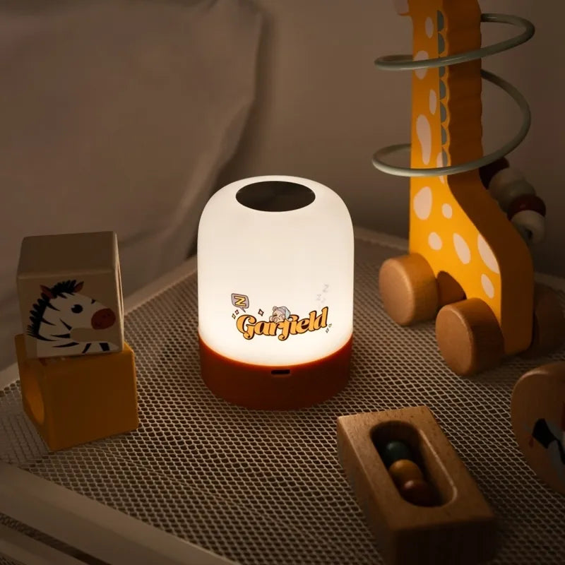 Garfield belaidė USB-C LED naktinė lempa vaikams su reguliuojamu ryškumu