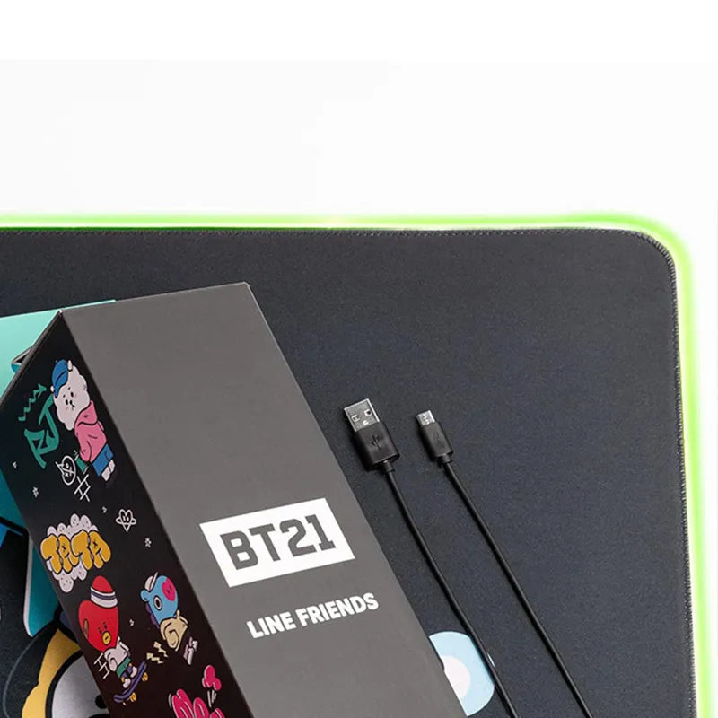BT21 – XXL žaidimų / stalo kilimėlis su LED apšvietimu (90 x 40 cm)
