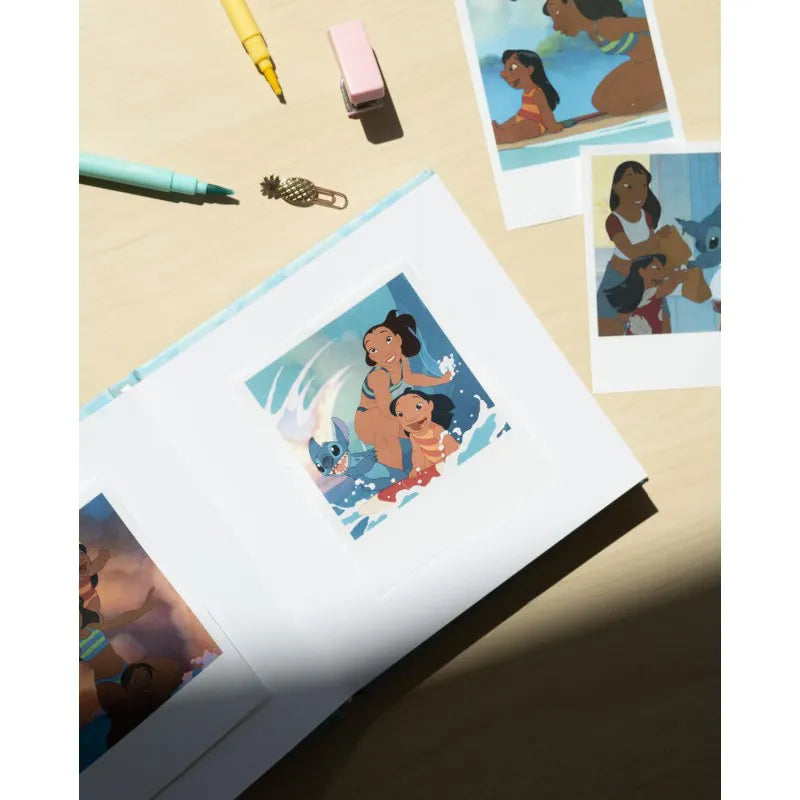 Disney Stitch – fotonuotraukų albumas 22 nuotraukoms iš „Tropical“ kolekcijos, 16x16 cm