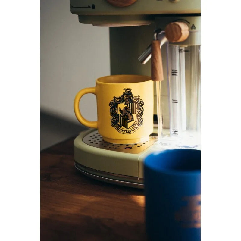 Harry Potter – 4 keraminių puodelių rinkinys su stovu, 300 ml, Hogvartso koledžai