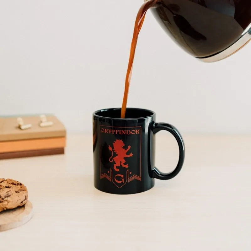 Harry Potter – keraminis puodelis dovanų dėžutėje 350 ml Gryffindor
