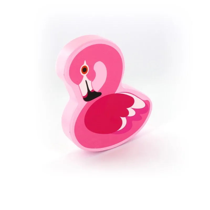 Mediniai barškučiai (Flamingas, Toucan), atsitiktinis modelio pasirinkimas