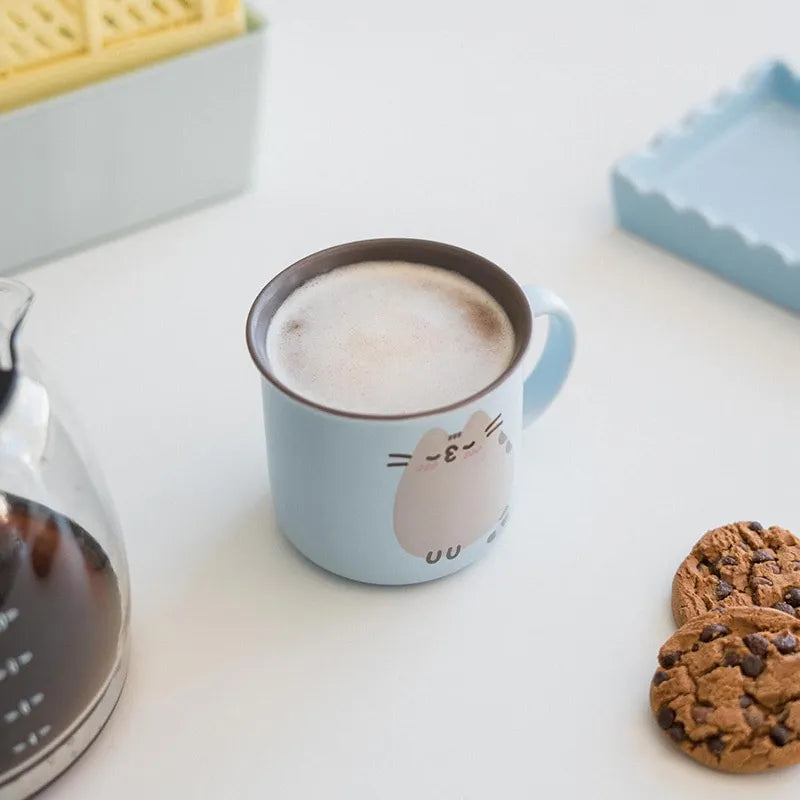 Pusheen – 380 ml keraminis puodelis iš „Purrfect Love“ kolekcijos