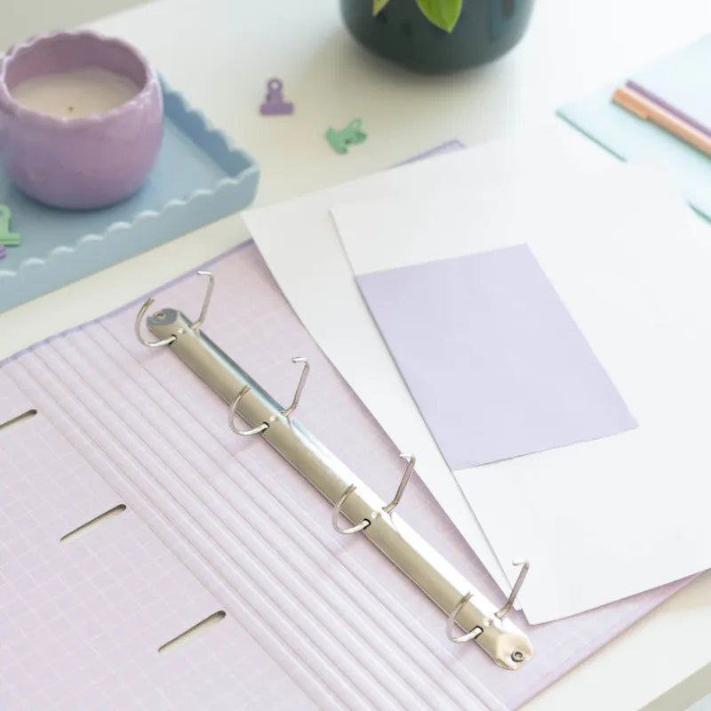 Pusheen – A4 formato segtuvas iš „Moments“ kolekcijos (4 žiedai, elastinė juosta)