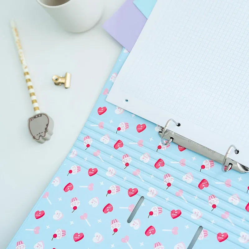 Pusheen – A4 formato segtuvas iš „Purrfect Love“ kolekcijos (2 žiedai, elastinė juosta)