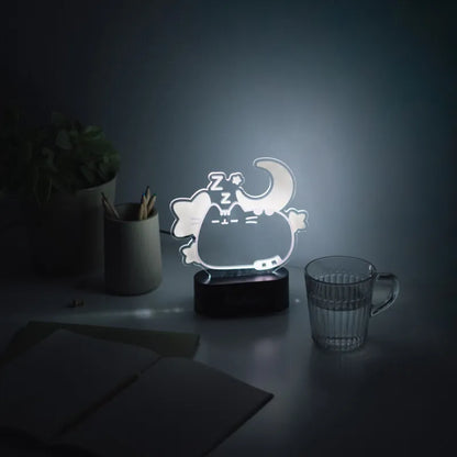 Pusheen – LED naktinė lemputė iš „Dreams“ kolekcijos (19,5 x 17 cm)