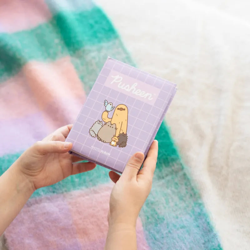 Pusheen – „Moments“ kolekcijos nuotraukų albumas 100 nuotraukų (10x15 cm)