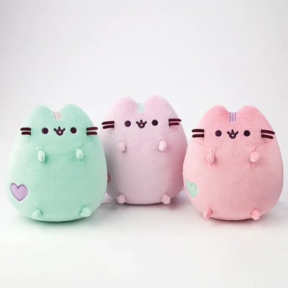 Pusheen – pliušinis žaislas 18 cm (pastelinė alyvinė spalva)