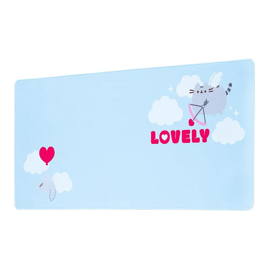 Pusheen – XXL žaidimų/stalo kilimėlis iš „Purrfect Love“ kolekcijos (80 x 35 cm)