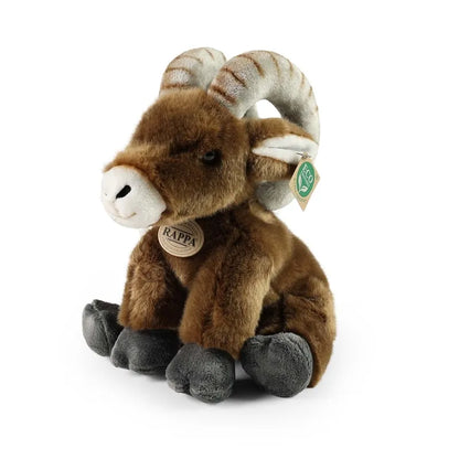Rappa – realistiškas pliušinis stambiaragis avinas, sėdintis, 28 cm, ekologiškas