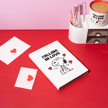 Snoopy – Pliušinis A5 formato užrašų knygelė iš „Love Season“ kolekcijos
